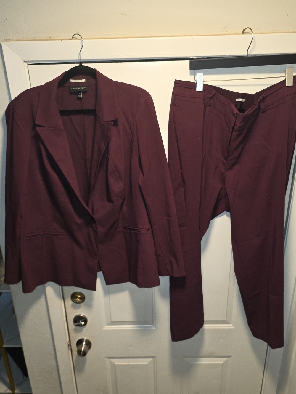 Tahari ASL Deep Plum Tailored Blazer & Pants Suit